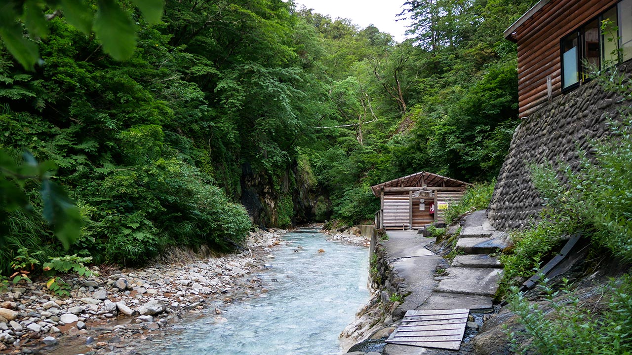 Geto Hot Spring
