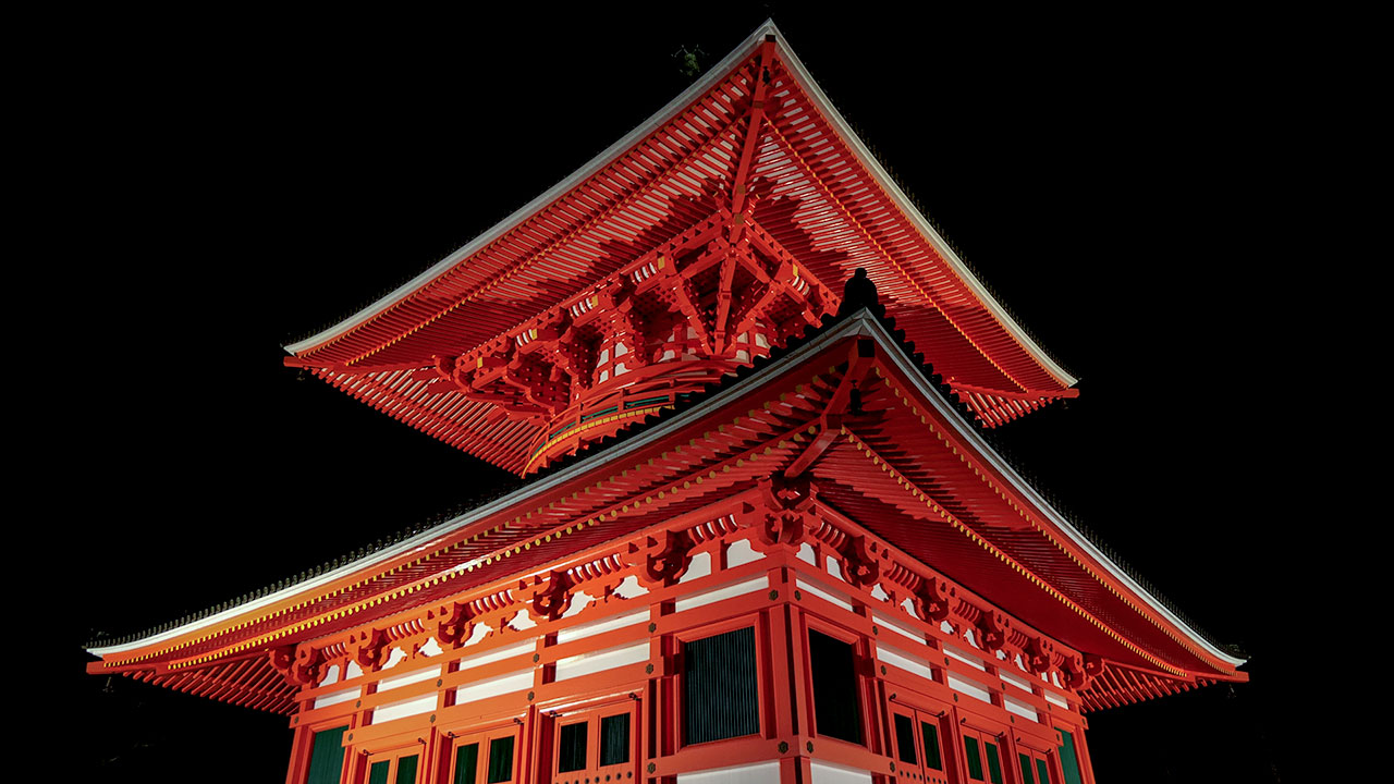 Daimon Gate and Danjo Garan by Night